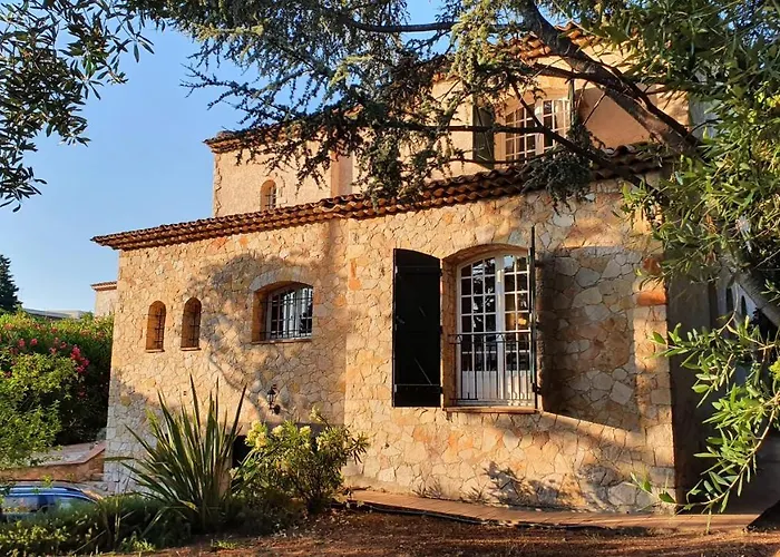 Villa Vuyani *