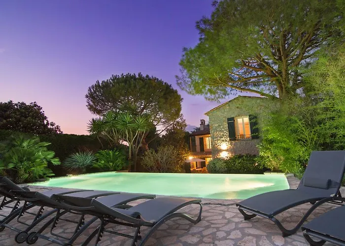 Villa Vuyani